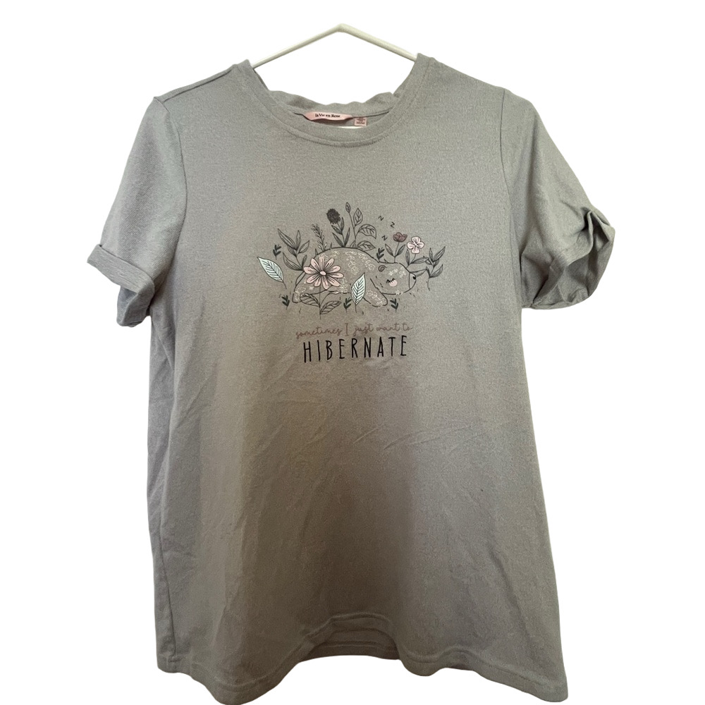 La Vie En Rose Pajama T-Shirt Medium Bear Graphic
